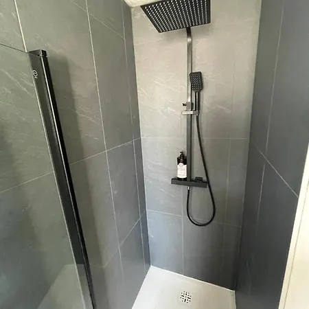 Maison Neuve Avec Piscine * Tresses